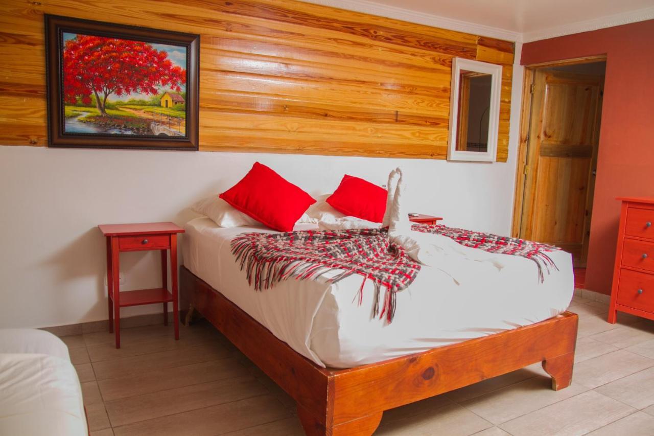 Hotel Colinas Del Rey Hato Mayor Del Rey Exterior photo